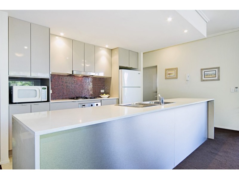 B19/31-37 Pacific Parade, Dee Why NSW 2099