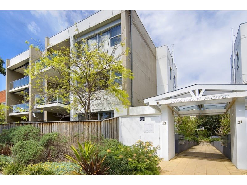 B19/31-37 Pacific Parade, Dee Why NSW 2099