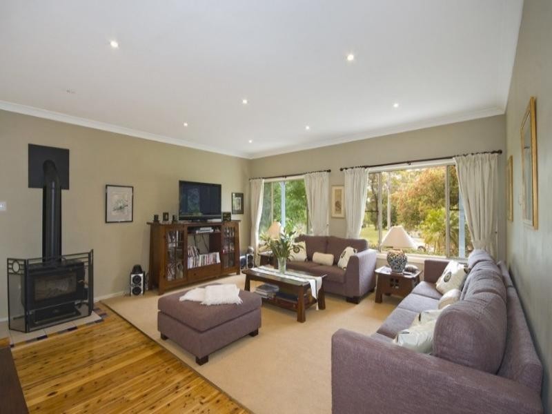 4 Inverness Avenue, Frenchs Forest NSW 2086