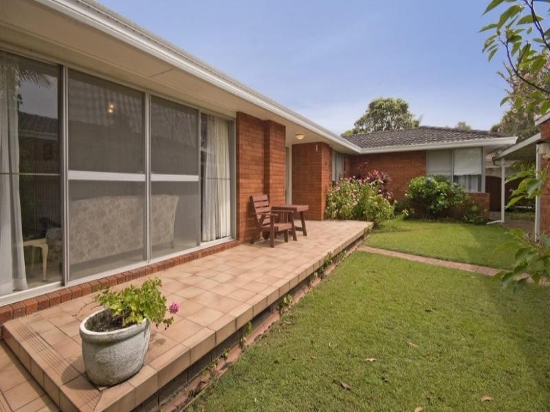 124 Blackbutts Road, Frenchs Forest NSW 2086