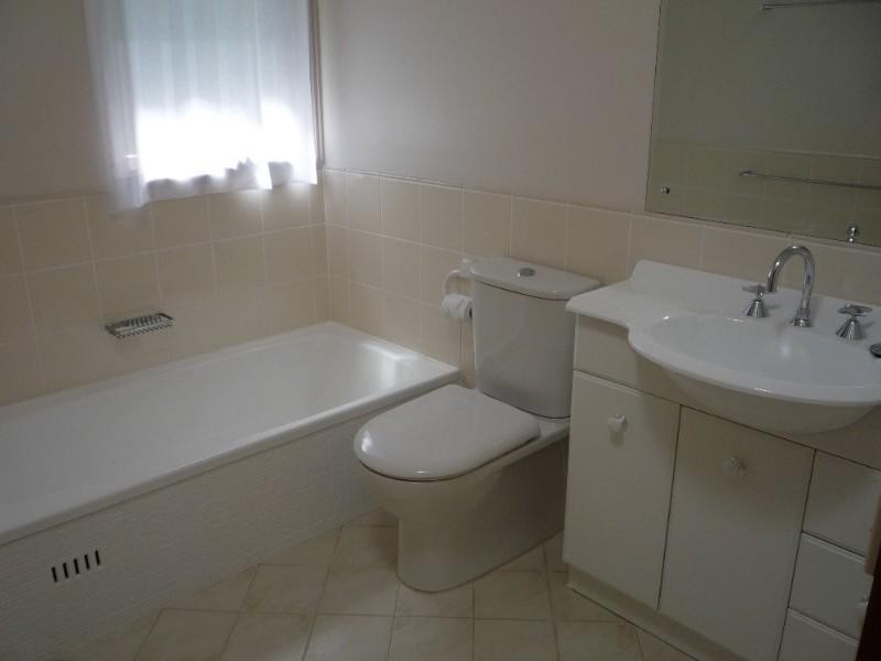 20 Elm Avenue, Belrose NSW 2085