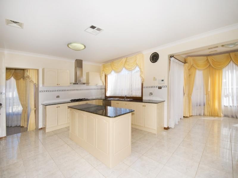 21 Tallowood Way, Frenchs Forest NSW 2086