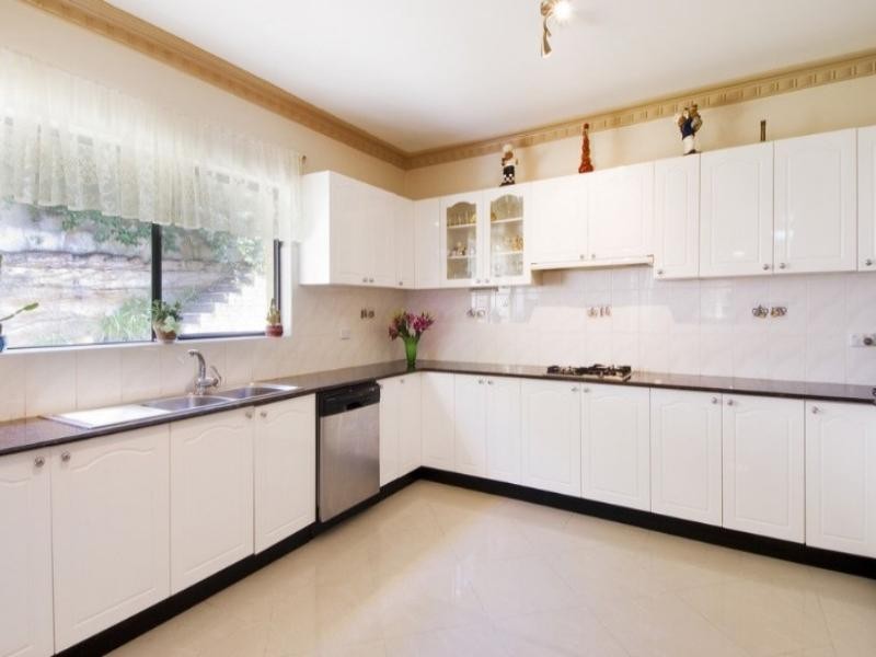 1 May Gibbs Way, Frenchs Forest NSW 2086