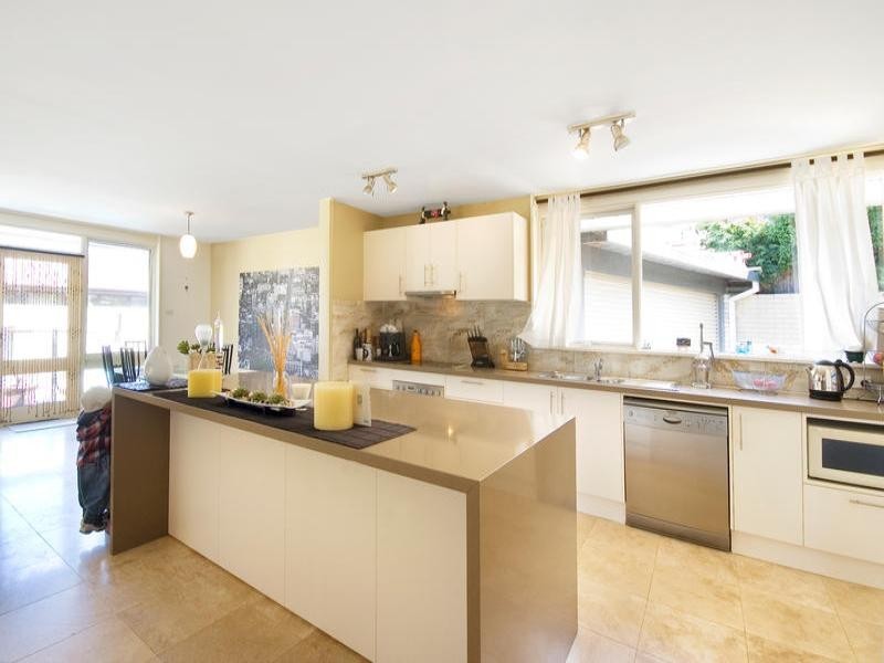 1 Stratford Drive, Belrose NSW 2085