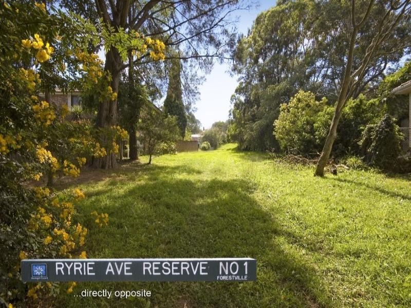 3 Valley Road, Forestville NSW 2087