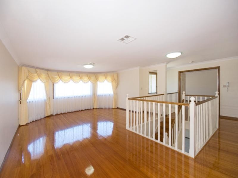 21 Tallowood Way, Frenchs Forest NSW 2086