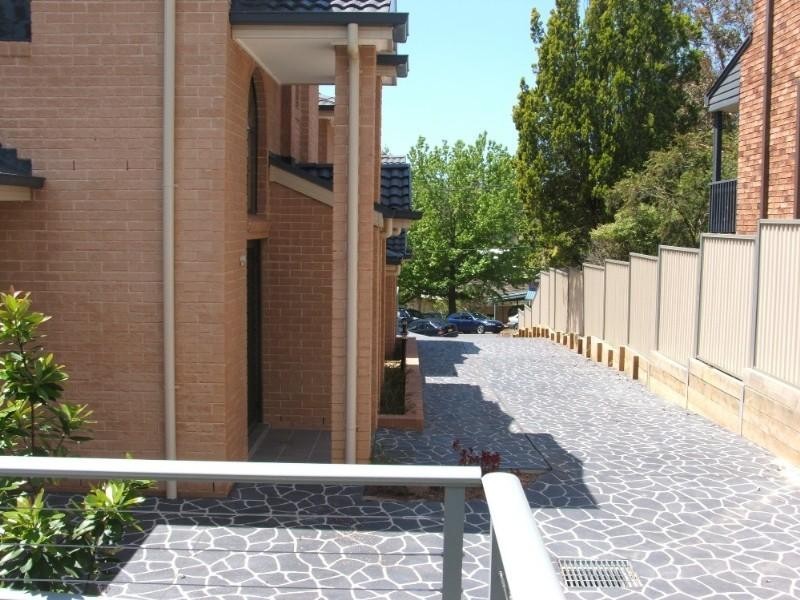3a Forest Way, Frenchs Forest NSW 2086