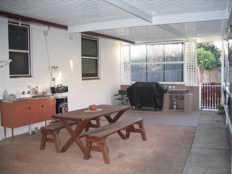 9 Davidson Avenue, Forestville NSW 2087