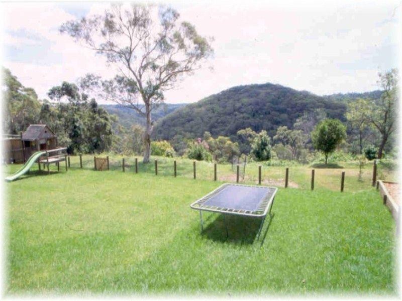 54 Milham Crescent, Forestville NSW 2087