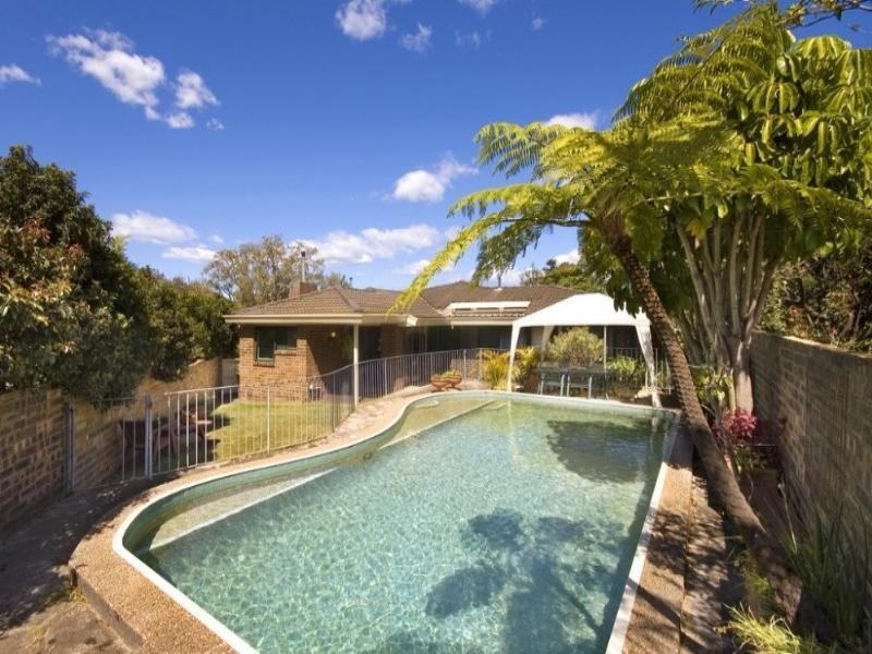 33 Greendale Avenue, Frenchs Forest NSW 2086