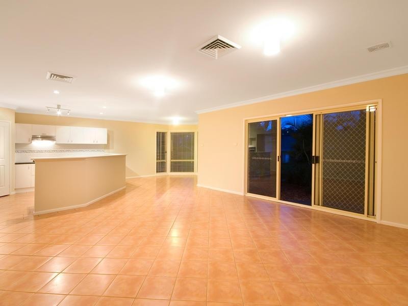 17 Tisane Avenue, Frenchs Forest NSW 2086