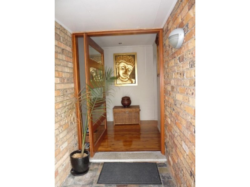 1 Lockhart Place, Belrose NSW 2085