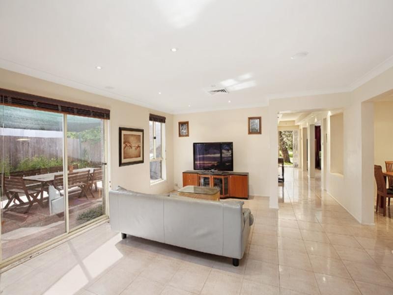 7 Gilbert Place, Frenchs Forest NSW 2086