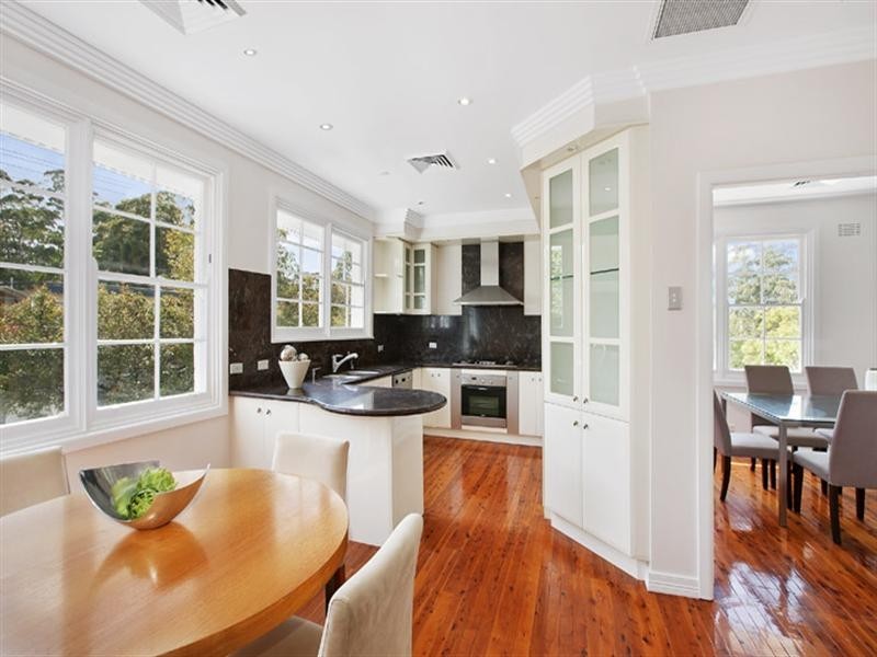 5 Hyde Place, Killarney Heights NSW 2087