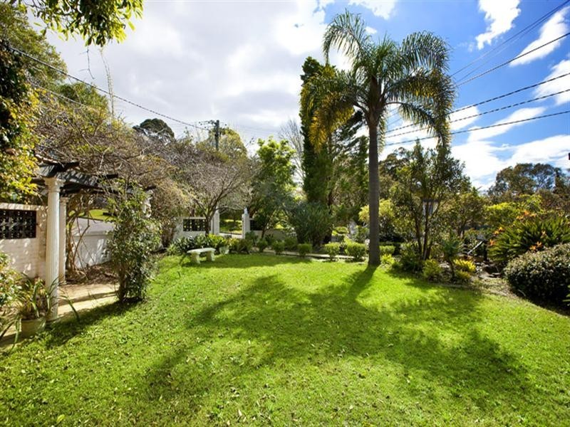 5 Hyde Place, Killarney Heights NSW 2087