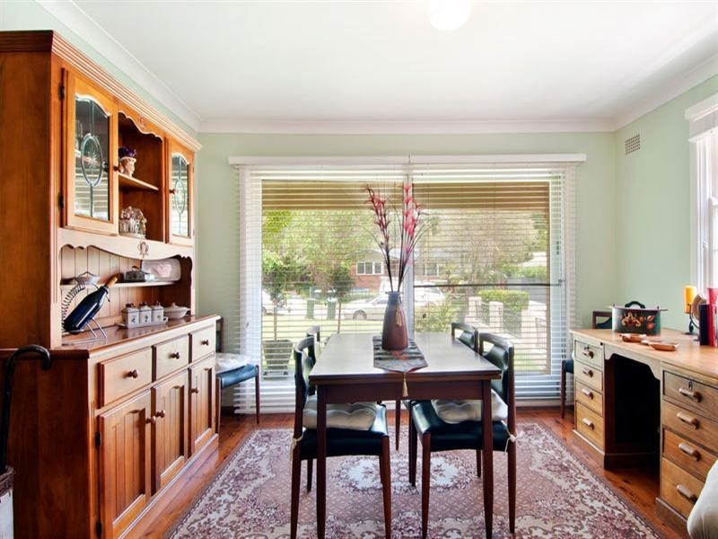 8 Lowanna Street, Belrose NSW 2085