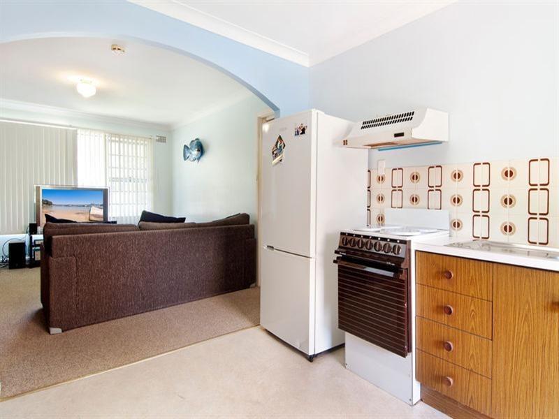 8 Lowanna Street, Belrose NSW 2085