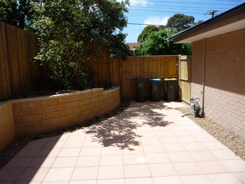 9 The Esplanade, Frenchs Forest NSW 2086