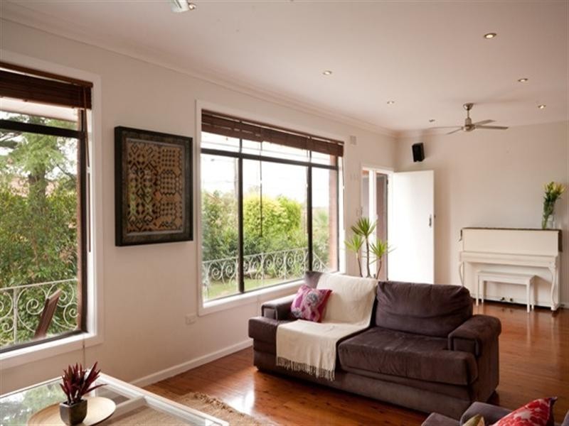 9 Poulton Parade, Frenchs Forest NSW 2086