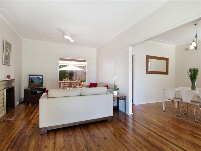 4 Tyrone Avenue, Forestville NSW 2087