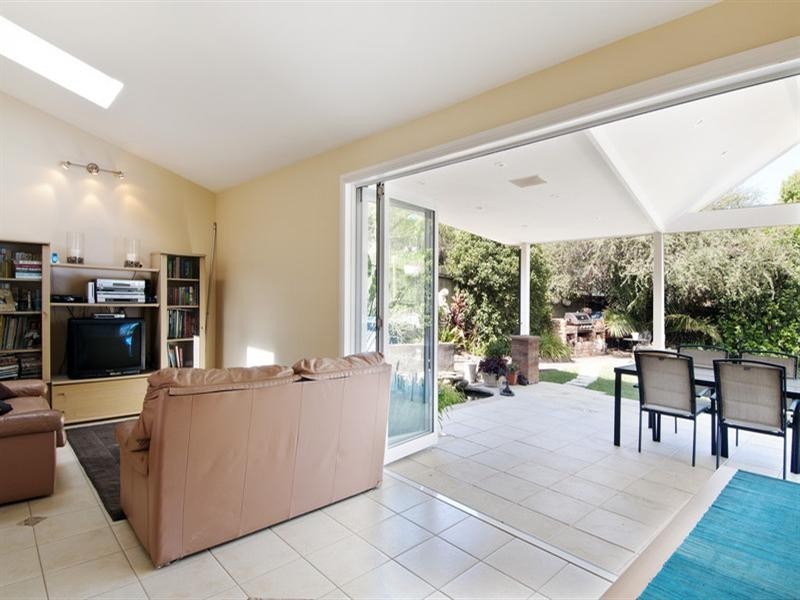 11 Broughton Place, Davidson NSW 2085