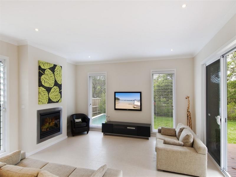 1 Ben Love Place (off Daines Pde), Beacon Hill NSW 2100