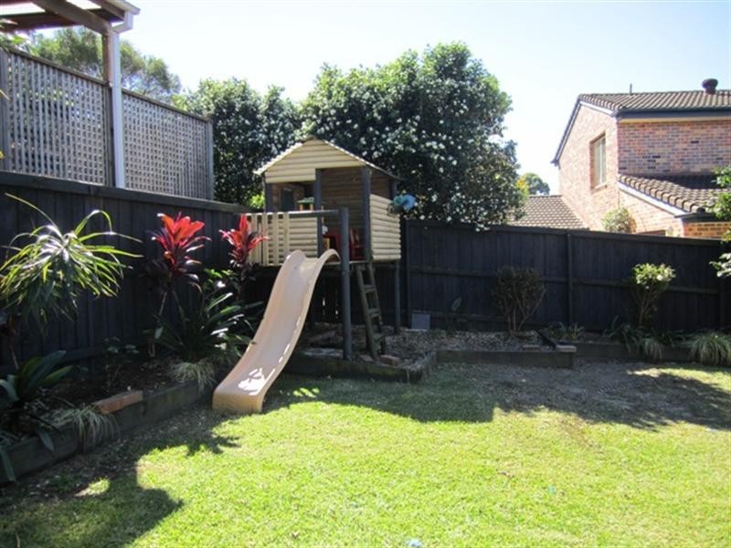 105 Pringle Avenue, Belrose NSW 2085