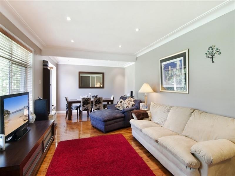 16 Coora Avenue, Belrose NSW 2085