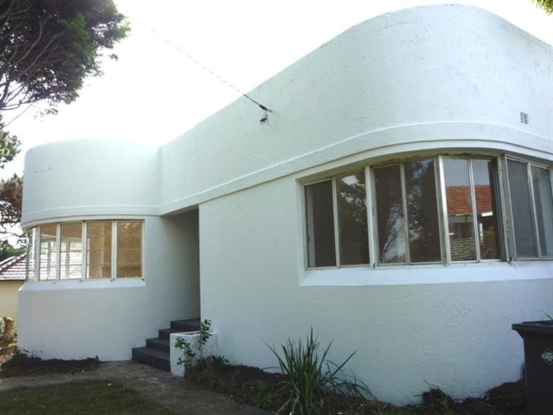 33 Grace Avenue, Frenchs Forest NSW 2086