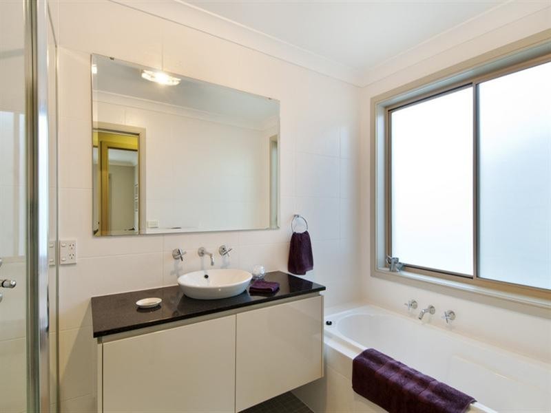 6 Seaview Parade, Belrose NSW 2085