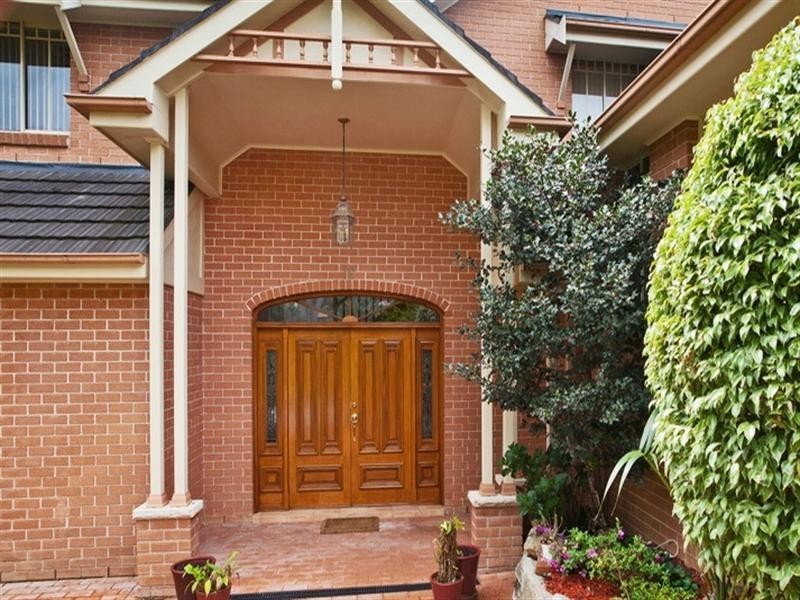 19 Tisane Avenue, Frenchs Forest NSW 2086