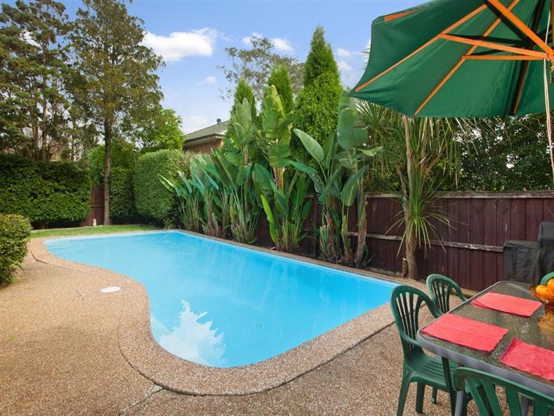 13 Hampden Street, Belrose NSW 2085