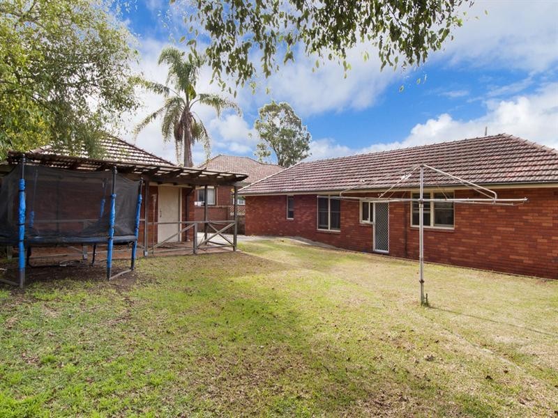 32 Forest Way, Frenchs Forest NSW 2086