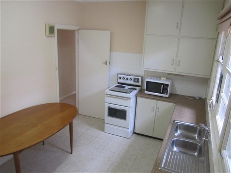 25 Altona Avenue, Forestville NSW 2087