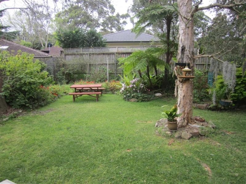 25 Altona Avenue, Forestville NSW 2087