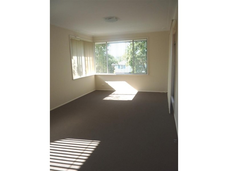 17 Ashworth Avenue, Belrose NSW 2085
