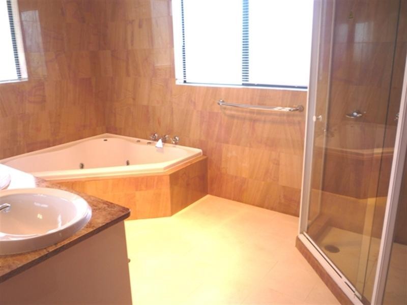 37 Townsend Avenue, Frenchs Forest NSW 2086