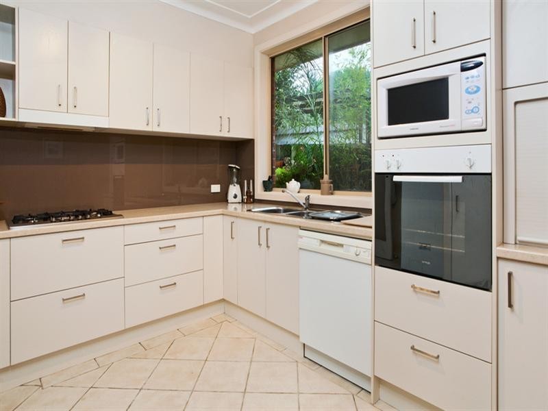 42 Deakin Street, Forestville NSW 2087