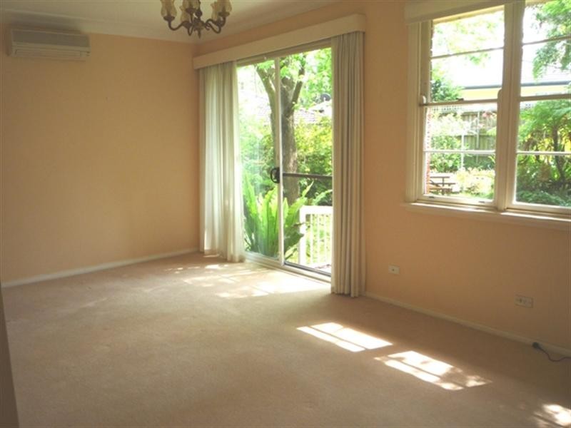 25 Altona Avenue, Forestville NSW 2087