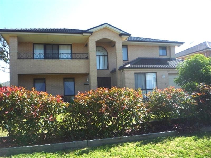 10 Paramount Close, Belrose NSW 2085