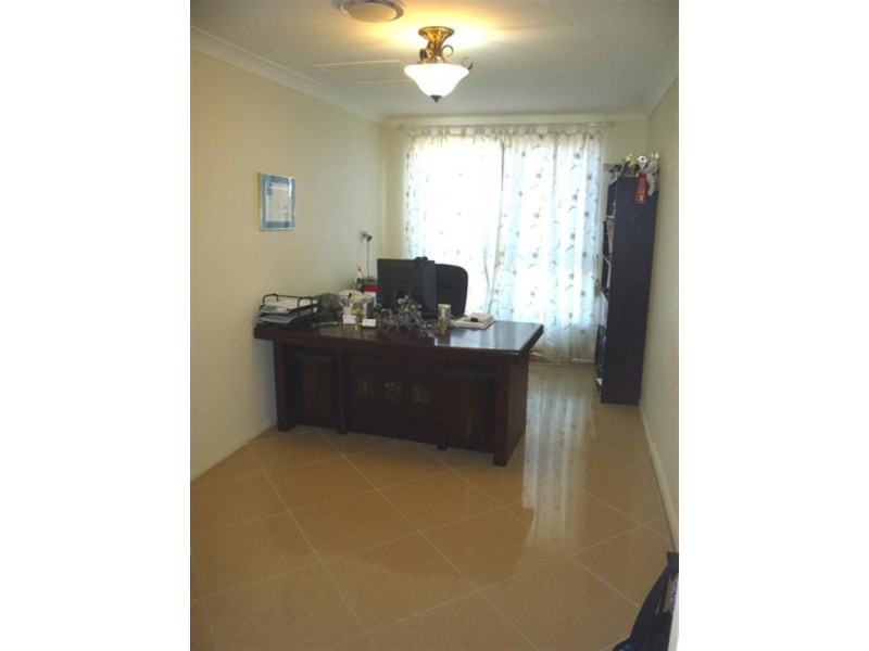 10 Paramount Close, Belrose NSW 2085