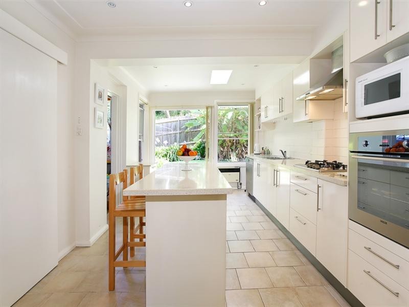 5 Rhonda Avenue, Frenchs Forest NSW 2086