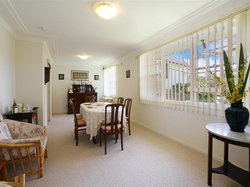 5 Rhonda Avenue, Frenchs Forest NSW 2086