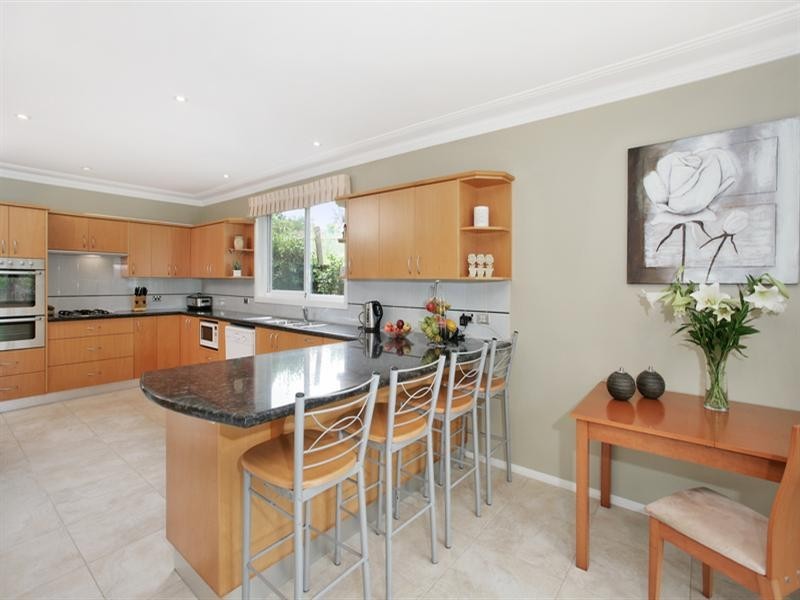 6 Nyorie Place, Frenchs Forest NSW 2086