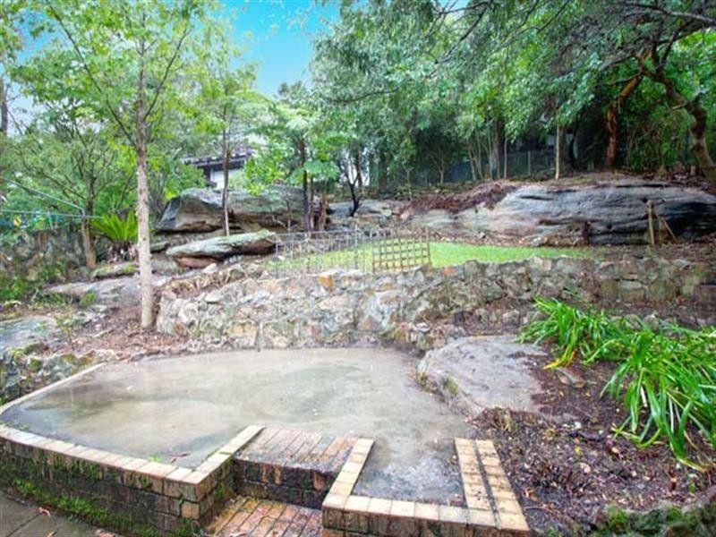 16 Angophora Crescent, Forestville NSW 2087