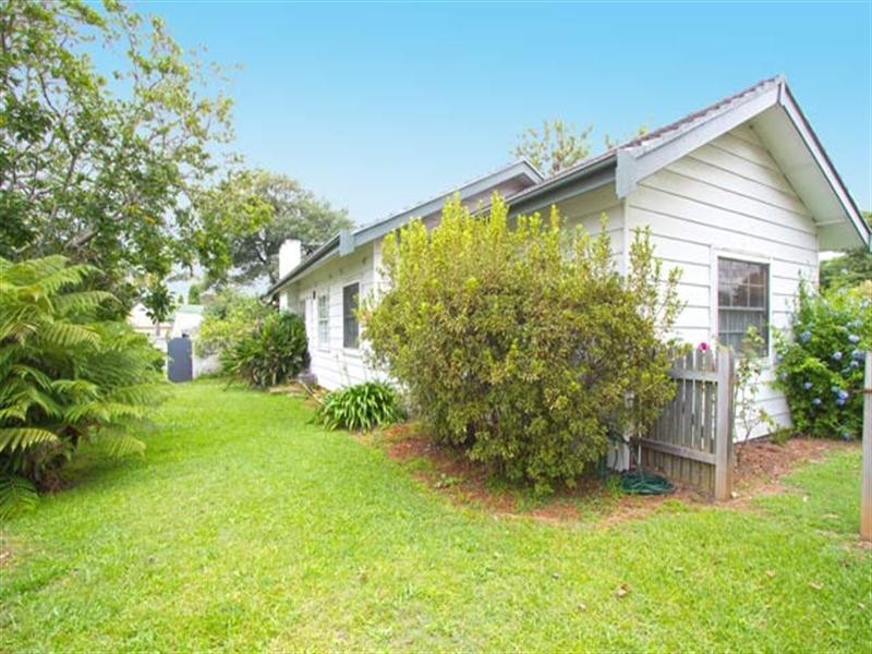 102 Prince Charles Road, Frenchs Forest NSW 2086