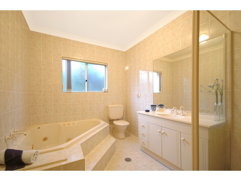 10A Tyrone Avenue, Forestville NSW 2087