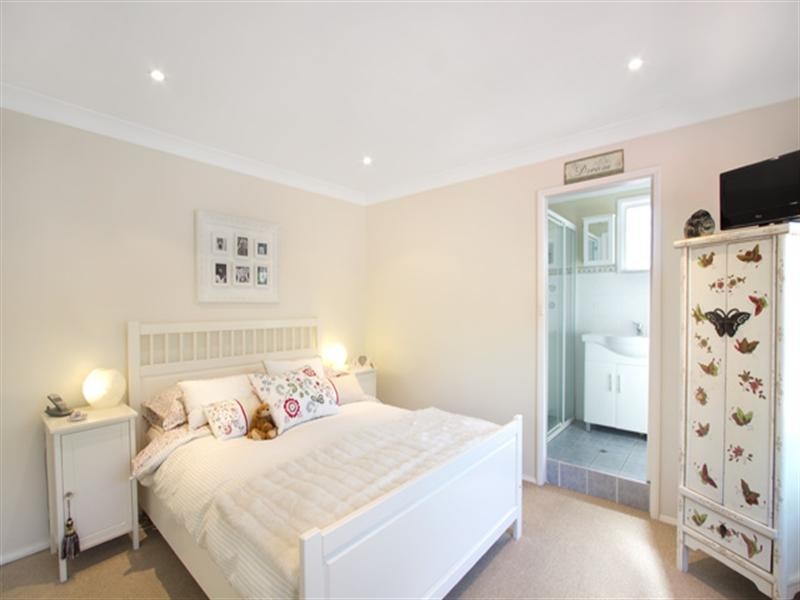 10 Mimosa Street, Frenchs Forest NSW 2086