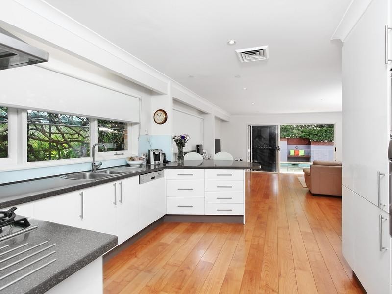 11 Busby Place, Frenchs Forest NSW 2086