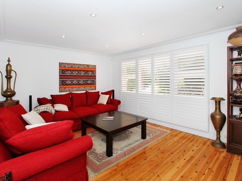 61 Pound Avenue, Frenchs Forest NSW 2086